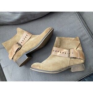 Garnet Hill Suede Carmen Ankle Boots Size 9.5 Made in Spain